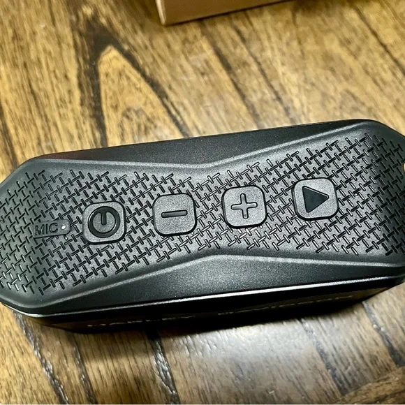 HD Bluetooth Speaker - Picture 6 of 8